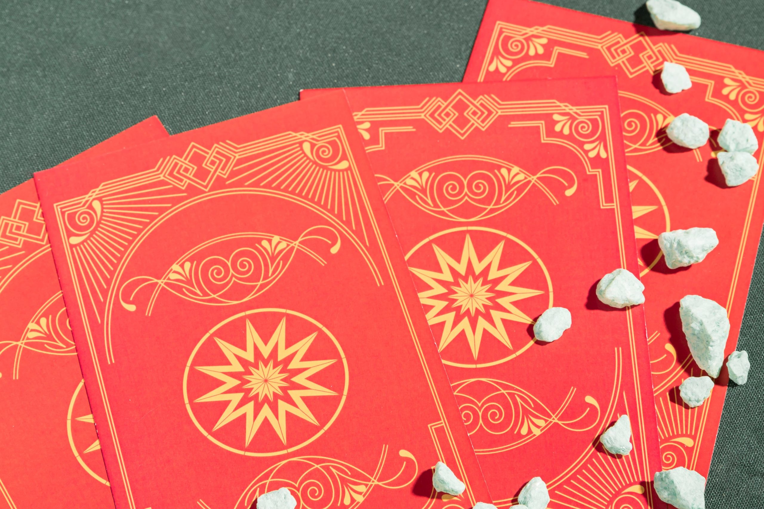 tarot Lithothérapie pour un rééquilibrage émotionnel - Gemme de Lune, Gestion des émotions femme / enfants et bien-être familial